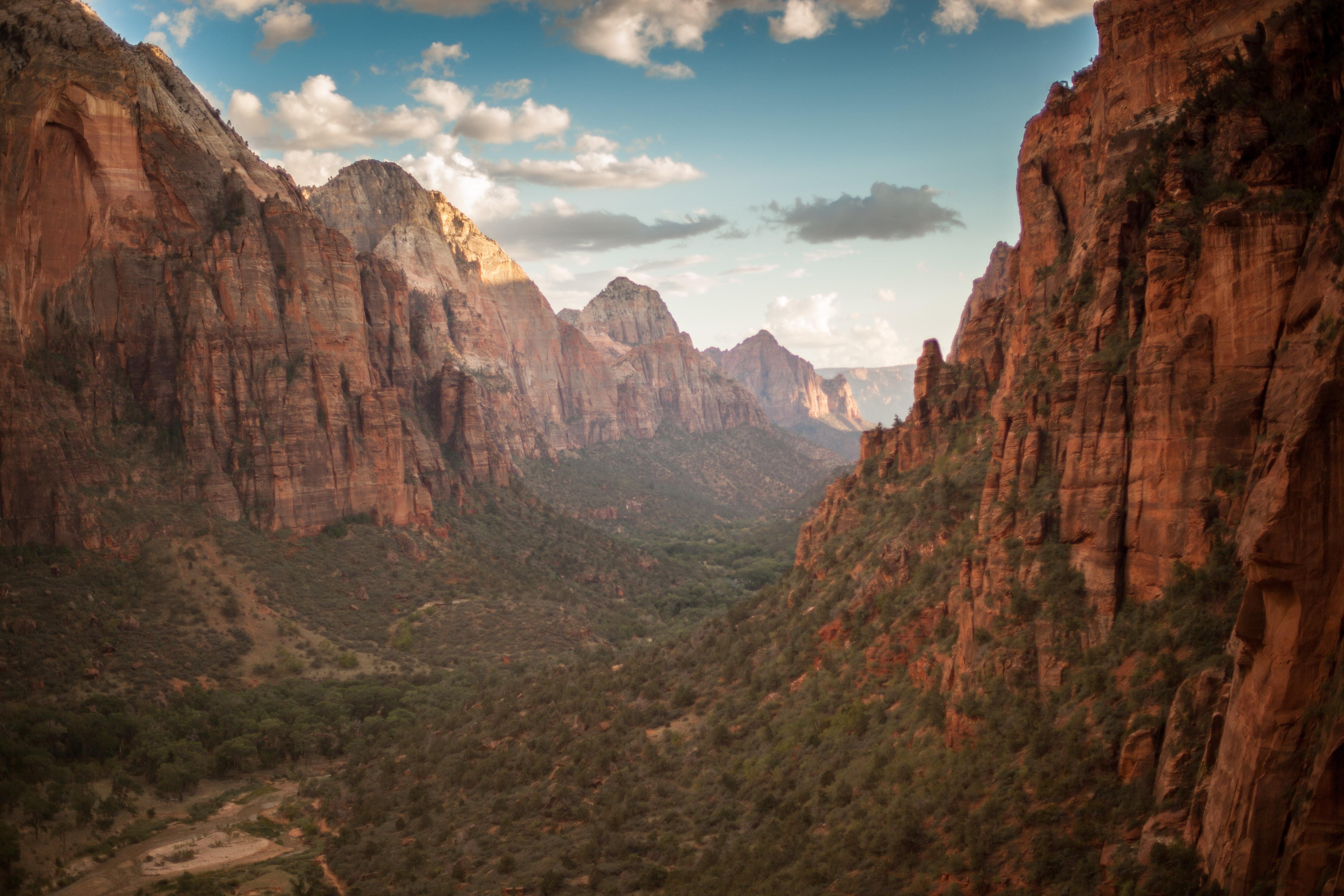 ZionCanyon.com: Helicopter Ride