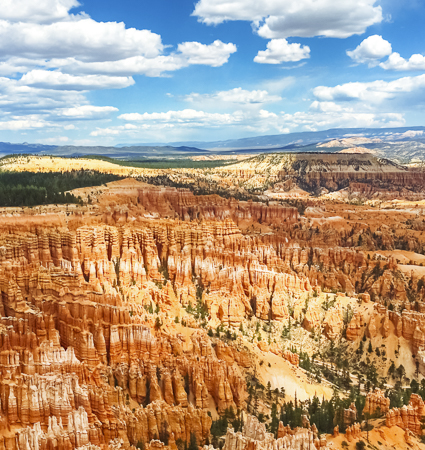 Zion and Bryce Canyon helicopter tour with panoramic views of Gooseberry Mesa, Canaan Mountain Range, Kolob Canyon, Paunsagunt Plateau with stunning views of Bryce Canyon Sunrise and Sunset points.